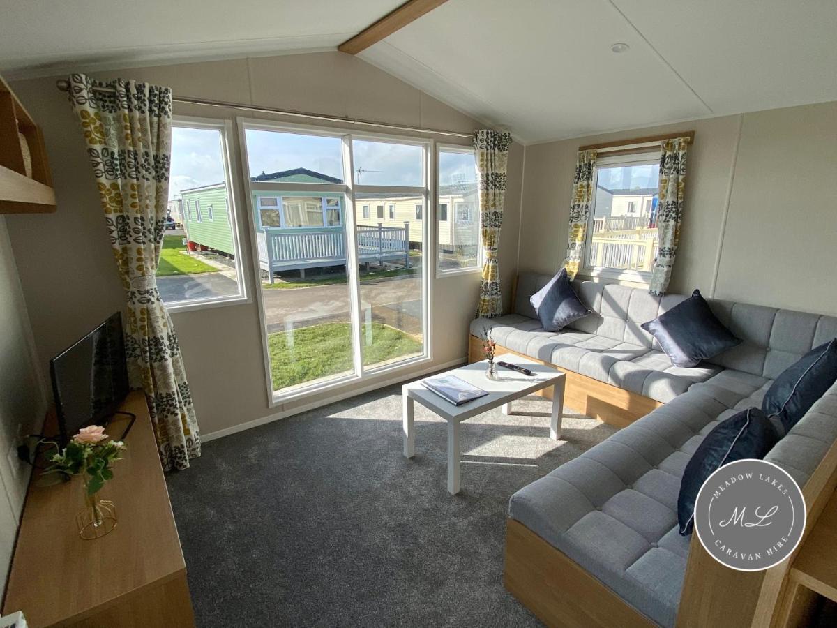 Palm Grove 181- Golden Palm - Pet Friendly, Wifi, Central Heating, Bed Linen - Meadow Lakes Caravan & Lodge Hire Chapel Saint Leonards Exteriör bild
